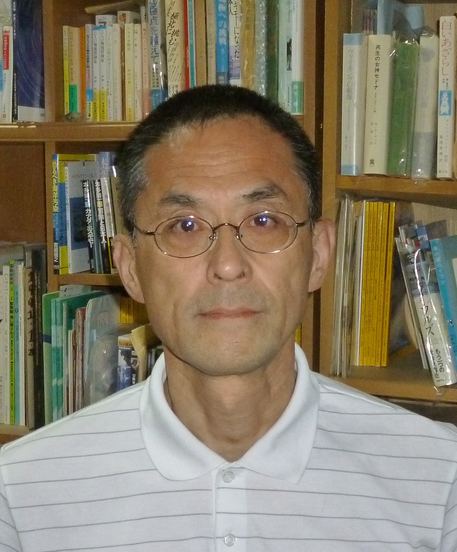 山崎 哲秀